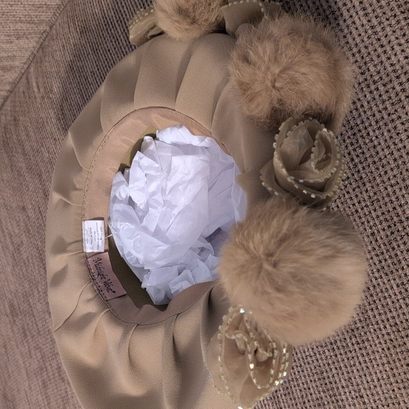 Hat - Picture 2 of 2